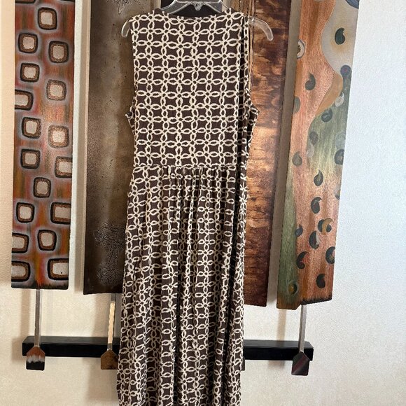 Broan and Beige Merona Dress with "V" neck, Size M - Picture 2 of 5